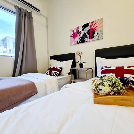 10 Guest Breezy 3 Room Koi Kinrara Suite, Ioi Puchong, Bukit Jalil Pavilion, Bukit Jalil Stadium, Sunway Pyramid, Sunway Lagoon Kampong Baharu Sungai Way Exterior photo