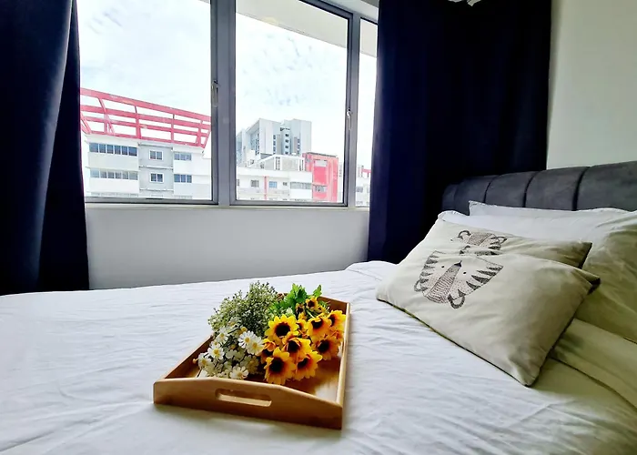 10 Guest Breezy 3 Room Koi Kinrara Suite, Ioi Puchong, Bukit Jalil Pavilion, Bukit Jalil Stadium, Sunway Pyramid, Sunway Lagoon