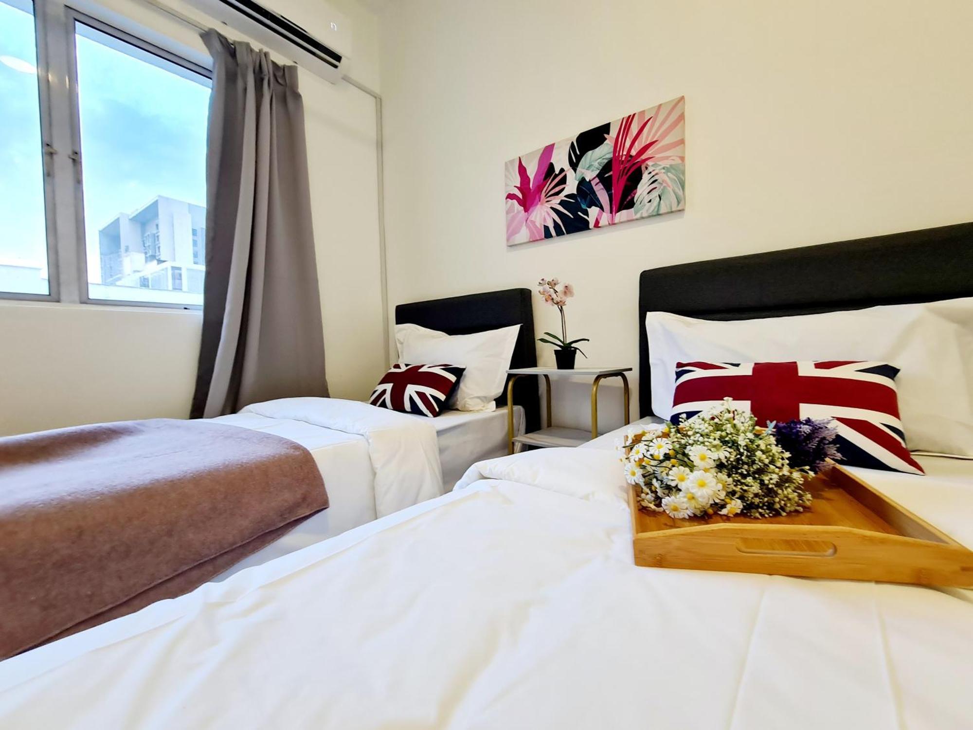 10 Guest Breezy 3 Koi Kinrara Suite, Ioi Puchong, Bukit Jalil Pavilion, Bukit Jalil Stadium, Sunway Pyramid, Sunway Lagoon Apartment Kampong Baharu Sungai Way